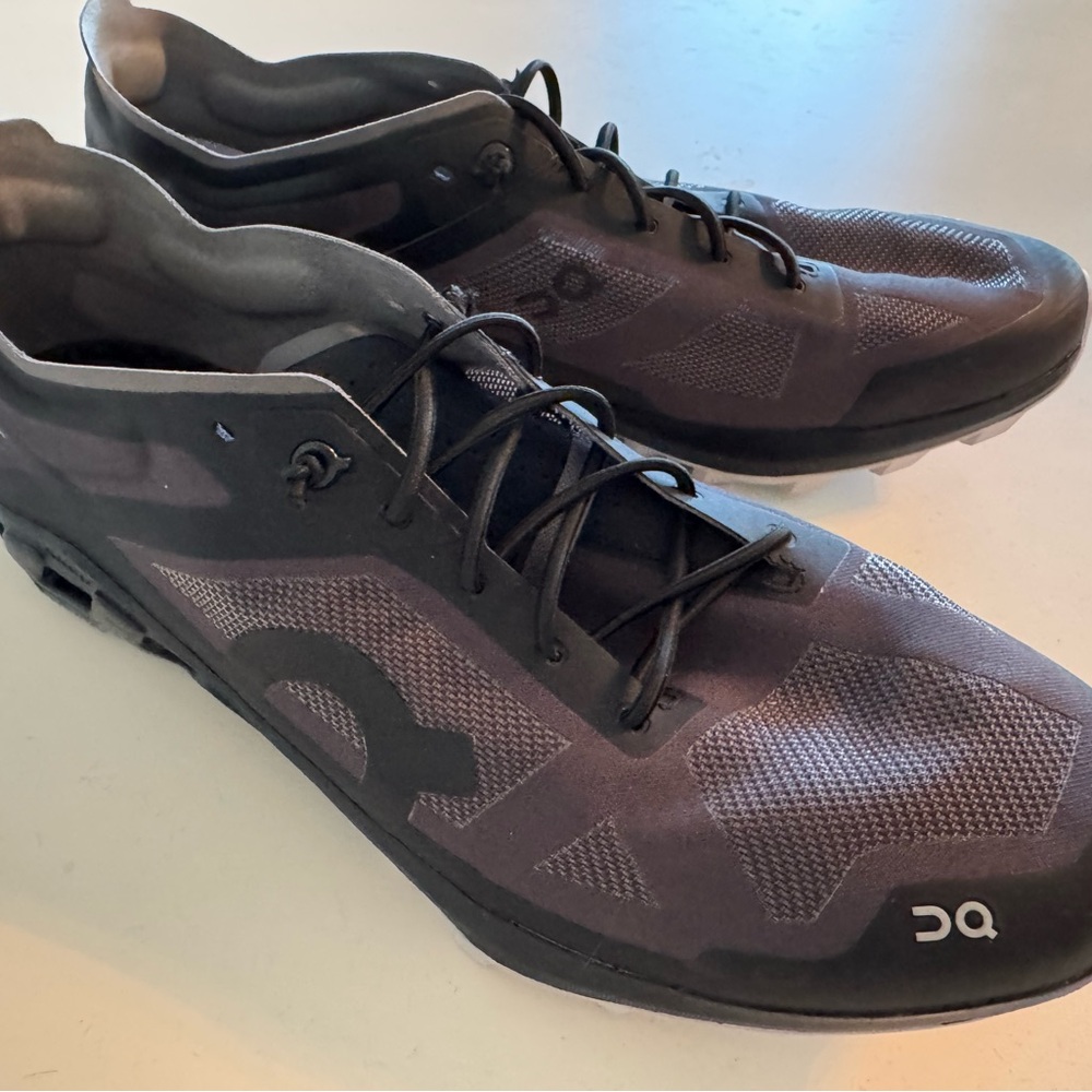 On Running Men's Dark Gray Athletic Shoes